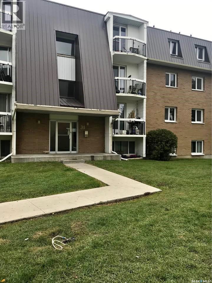 31 & 51 Centennial Street, Regina, SK