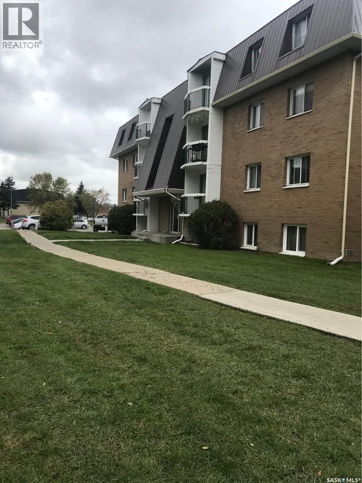 31 & 51 Centennial Street, Regina, SK