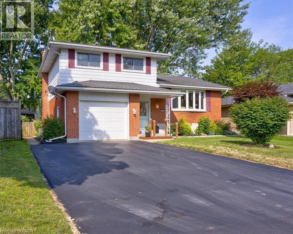 Welcome to 12 Miller Cres in Simcoe! - 12 Miller Crescent, Simcoe, ON - Outdoor With Facade