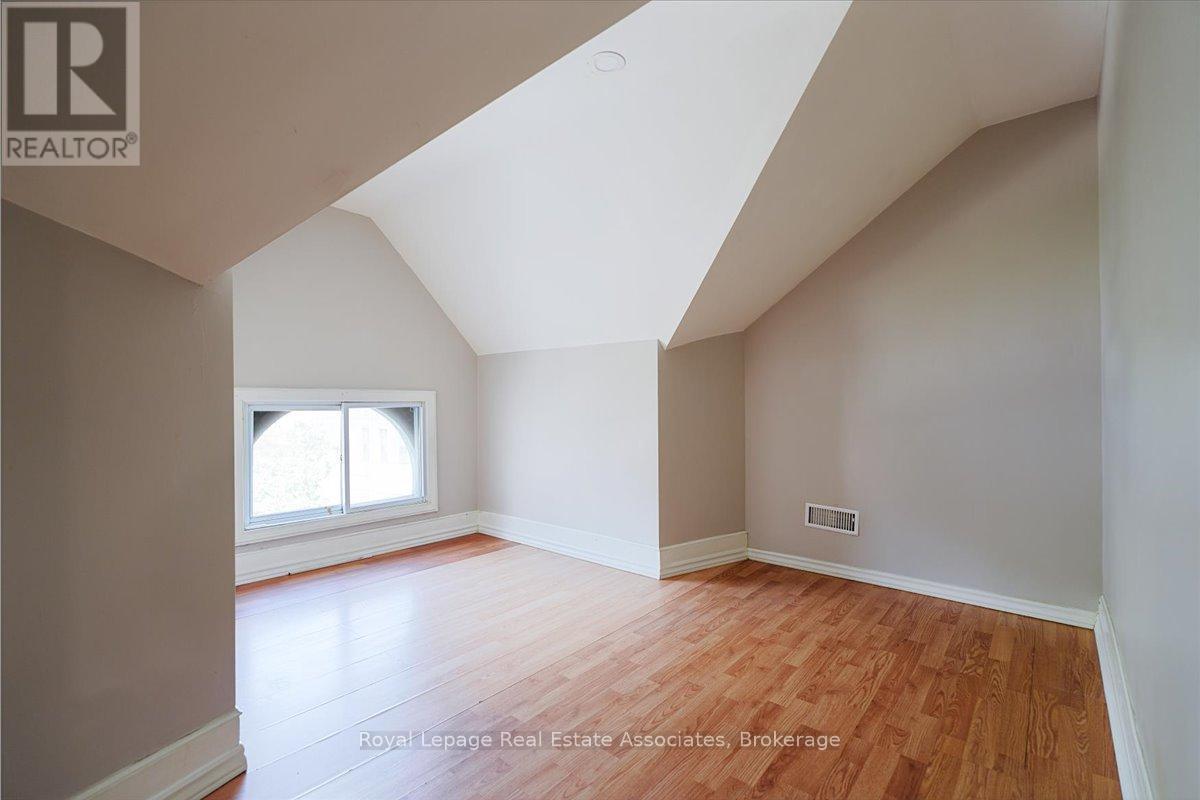 123 Market Street, Hamilton, ON - Indoor Photo Showing Other Room