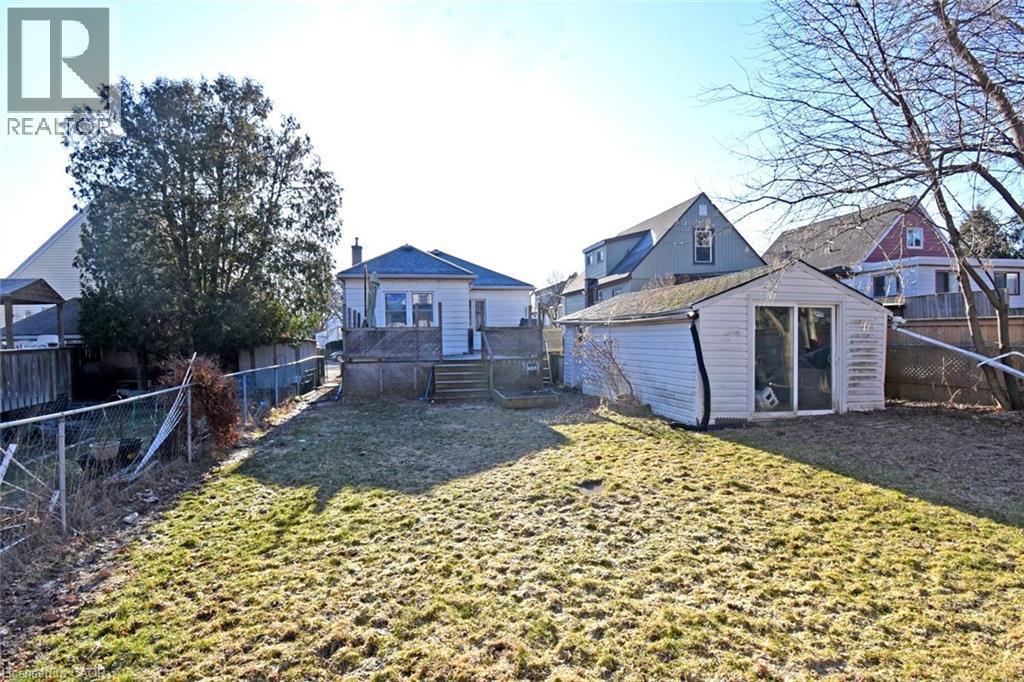 302 East 27Th Street, Hamilton, ON - Outdoor