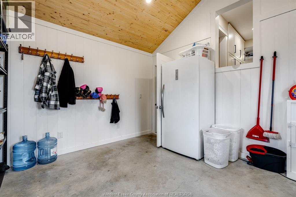 496 County Rd 34, Ruthven, ON