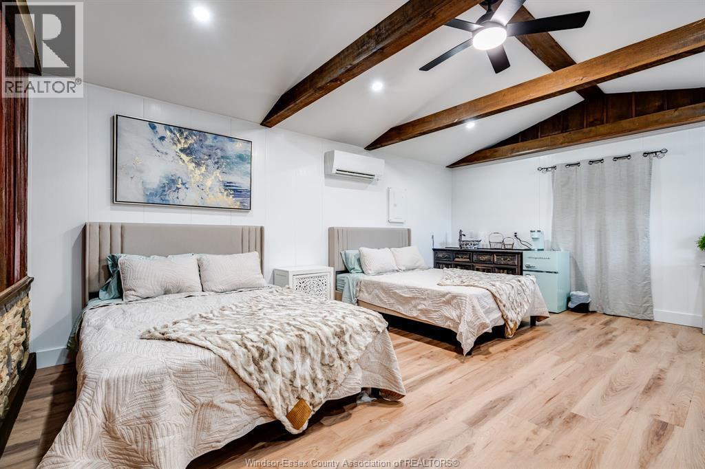 496 County Rd 34, Ruthven, ON - Indoor Photo Showing Bedroom
