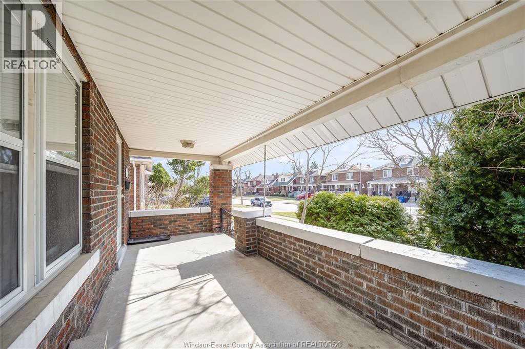 358 Partington, Windsor, ON - Outdoor With Exterior