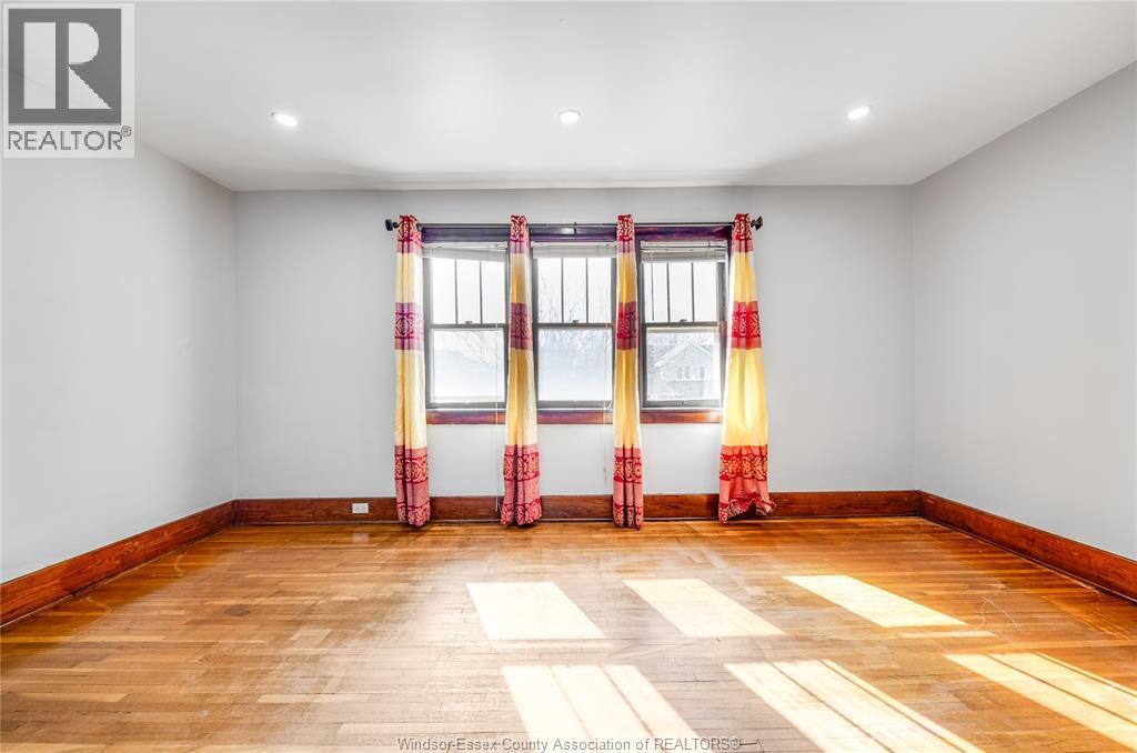 358 Partington, Windsor, ON - Indoor Photo Showing Other Room