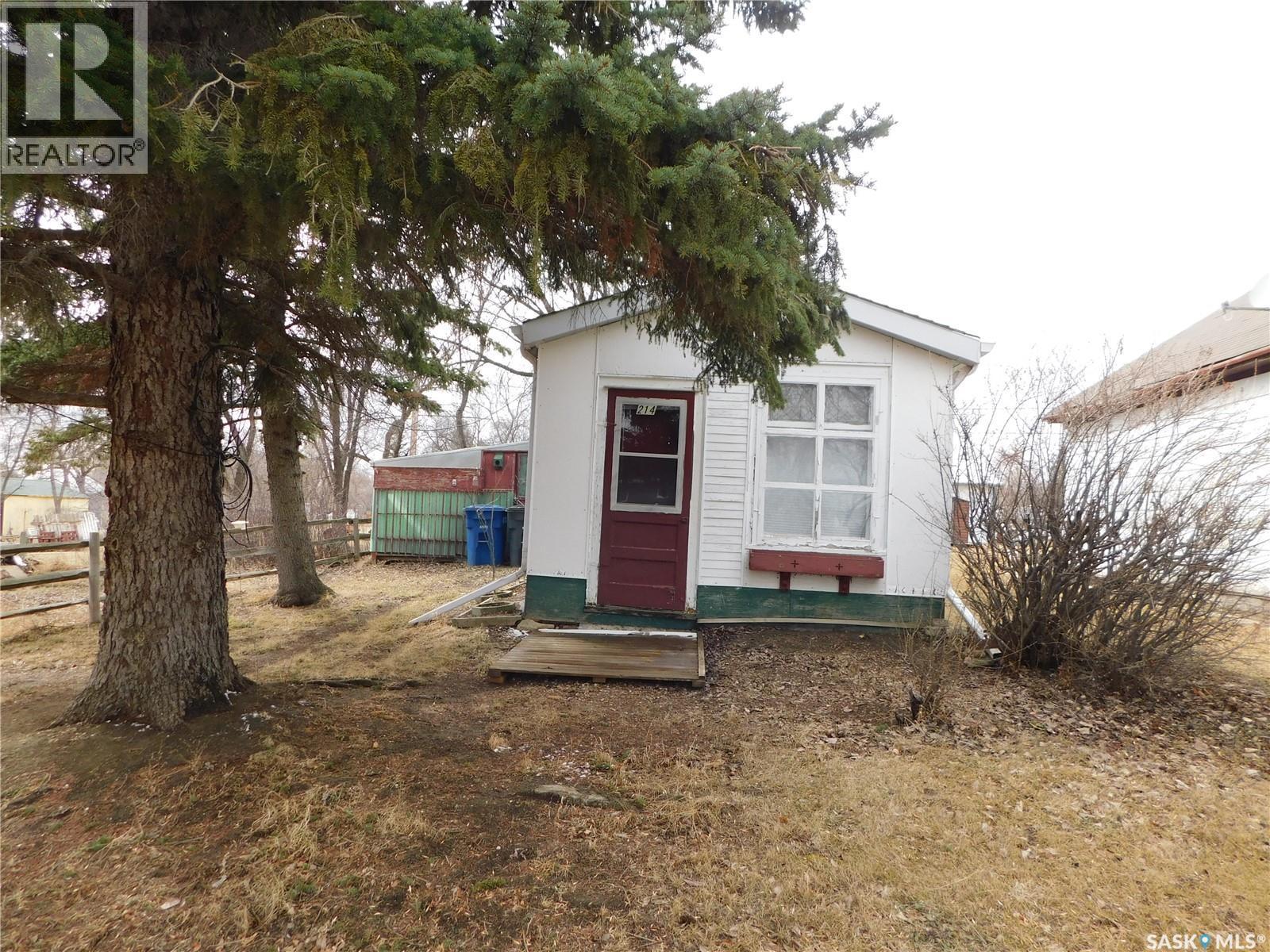 214 2Nd Street E, Lafleche, SK - Outdoor