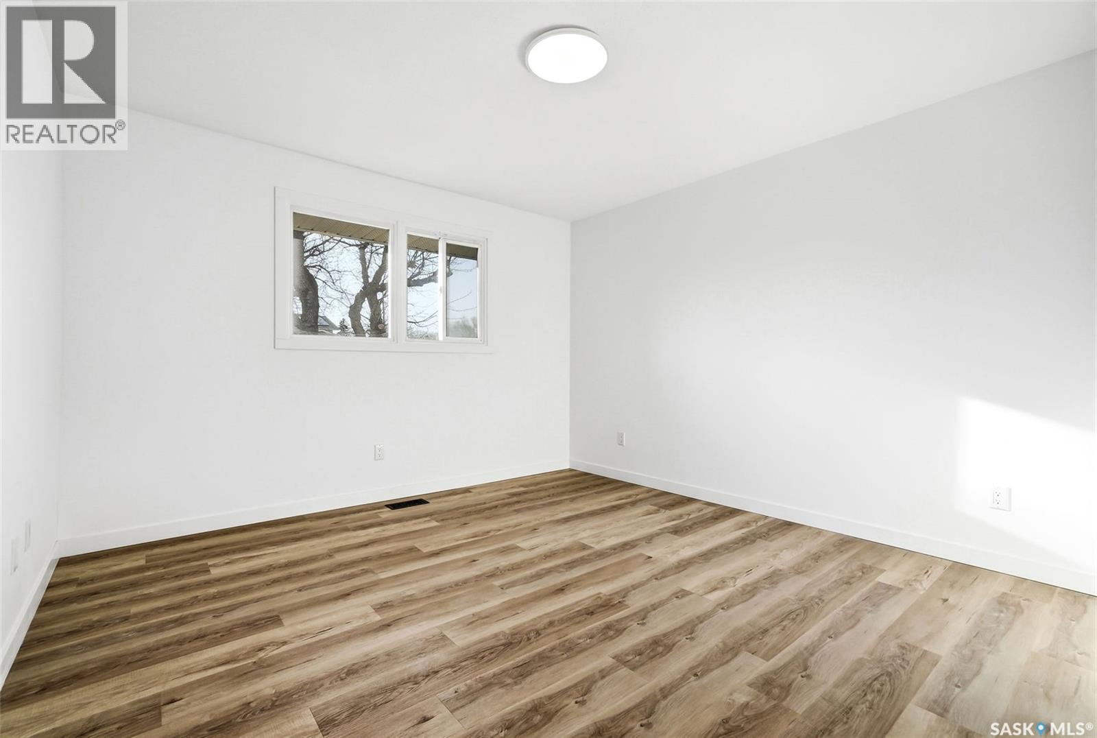 259 Broad Street N, Regina, SK - Indoor Photo Showing Other Room