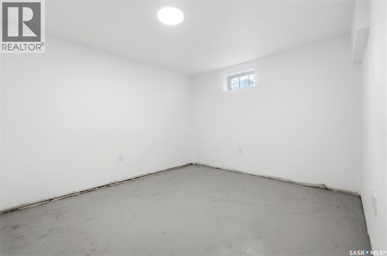 259 Broad Street N, Regina, SK - Indoor Photo Showing Other Room