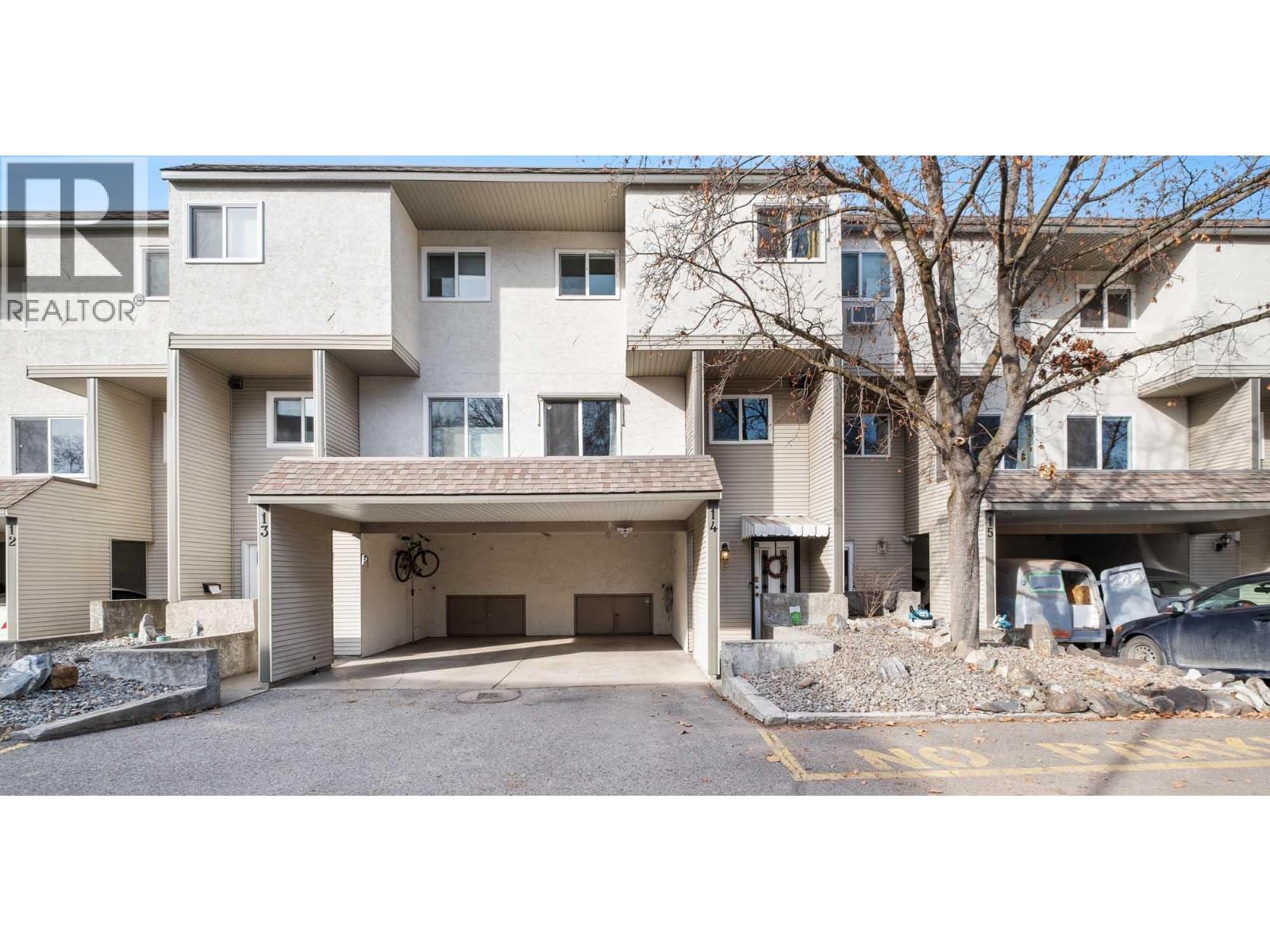 1985 Burtch Road Unit# 14, Kelowna, BC - Outdoor With Facade