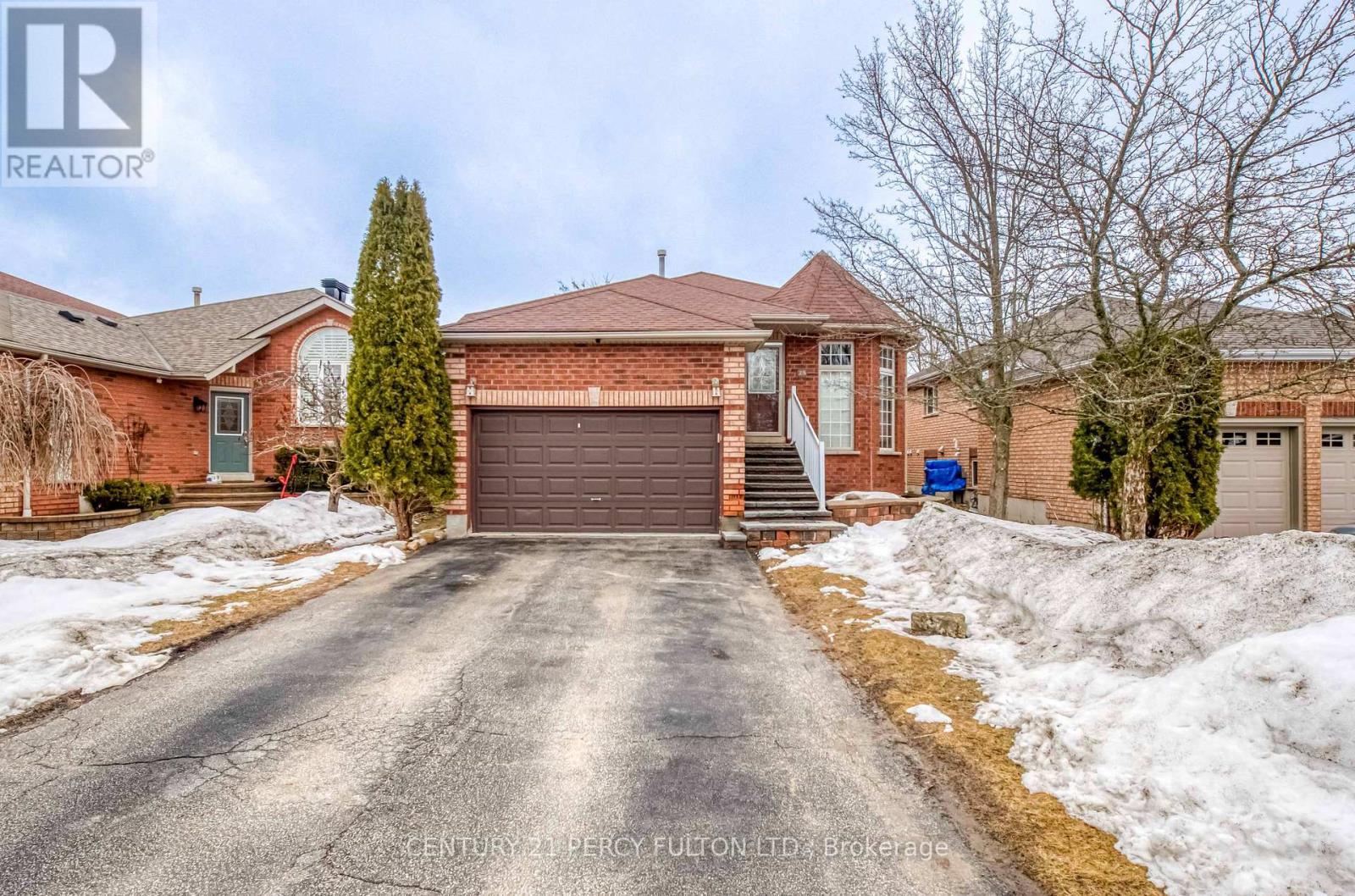 25 Crompton Drive, Barrie, ON - Outdoor