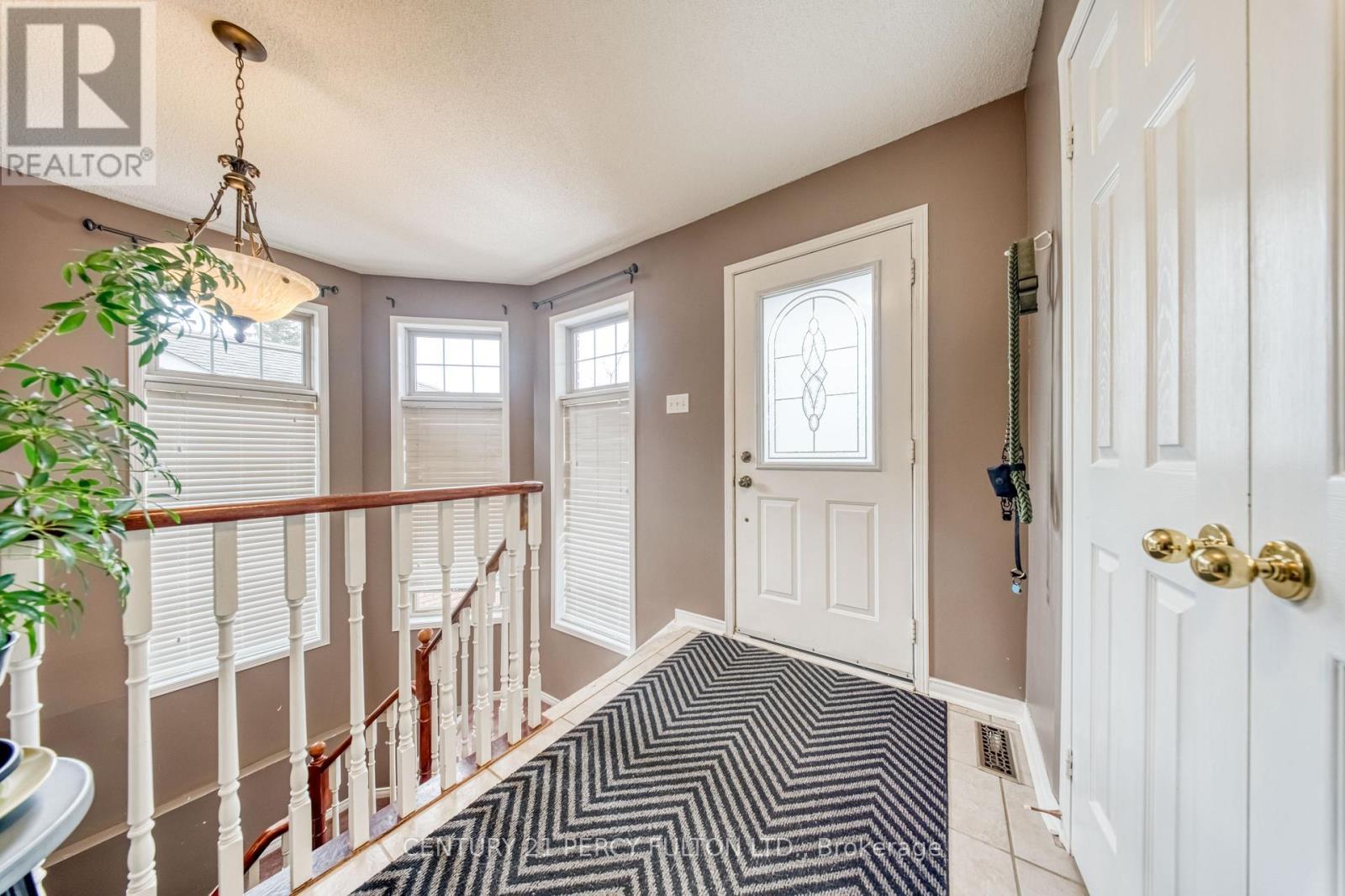 25 Crompton Drive, Barrie, ON - Indoor Photo Showing Other Room