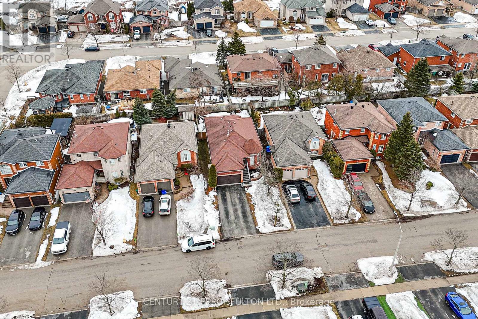 25 Crompton Drive, Barrie, ON - Outdoor