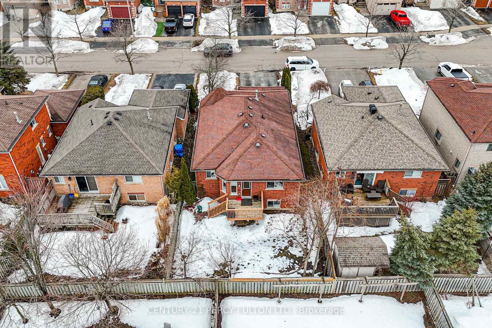 25 Crompton Drive, Barrie, ON - Outdoor