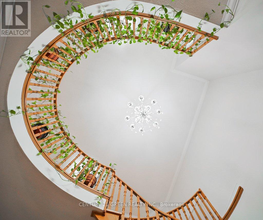 4635 Beaufort Terrace, Mississauga, ON - Indoor Photo Showing Other Room