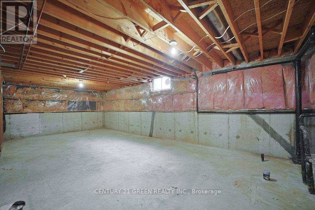 4635 Beaufort Terrace, Mississauga, ON - Indoor Photo Showing Basement