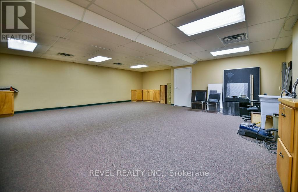 255 Algonquin Boulevard E, Timmins (Ts - Se), ON