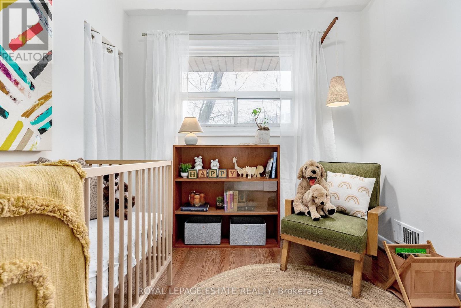 11 Garrick Road, Toronto, ON - Indoor