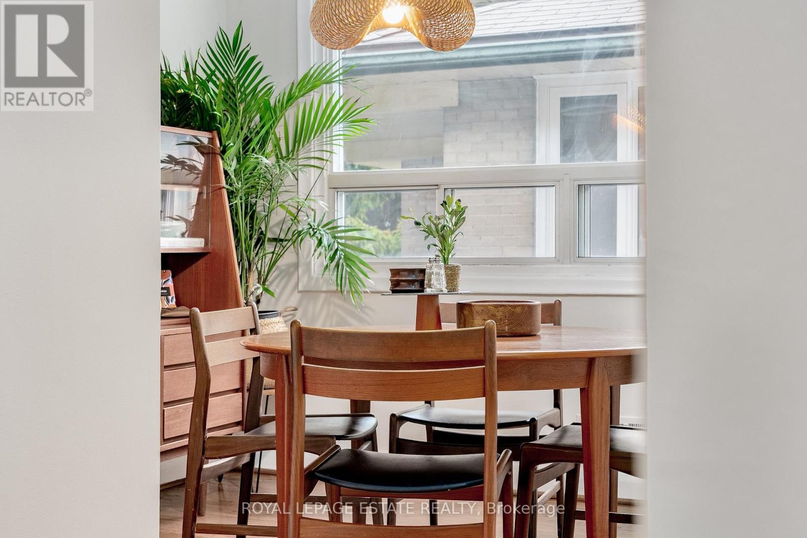 11 Garrick Road, Toronto, ON - Indoor