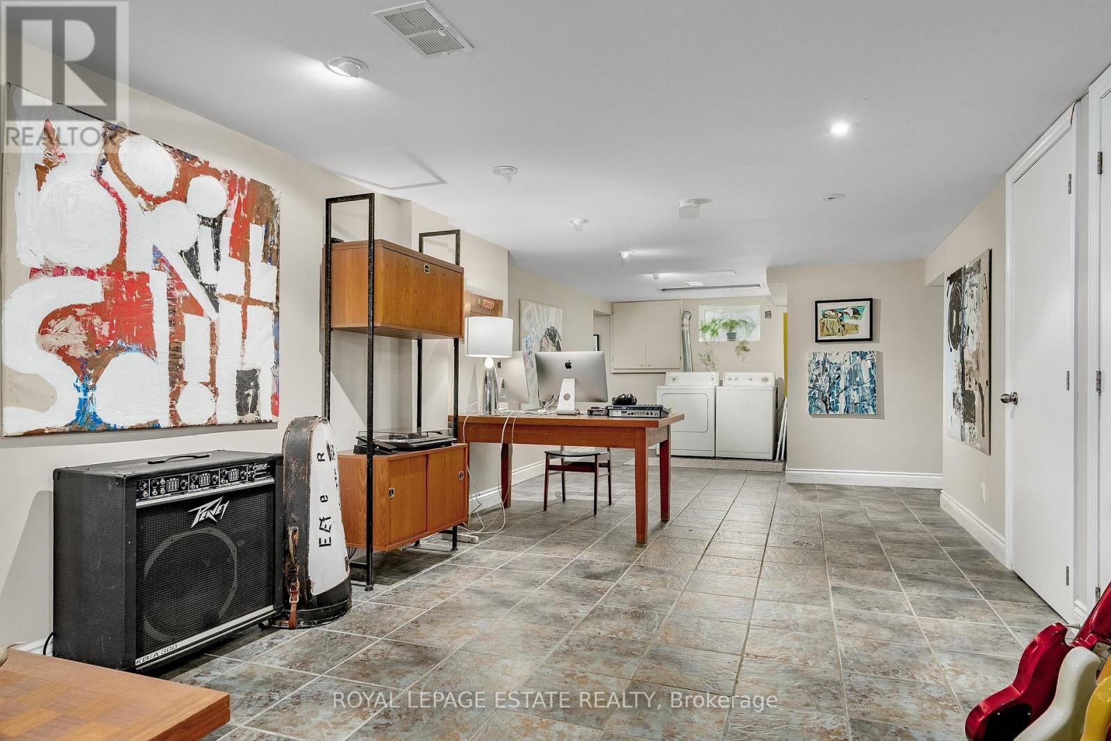 11 Garrick Road, Toronto, ON - Indoor