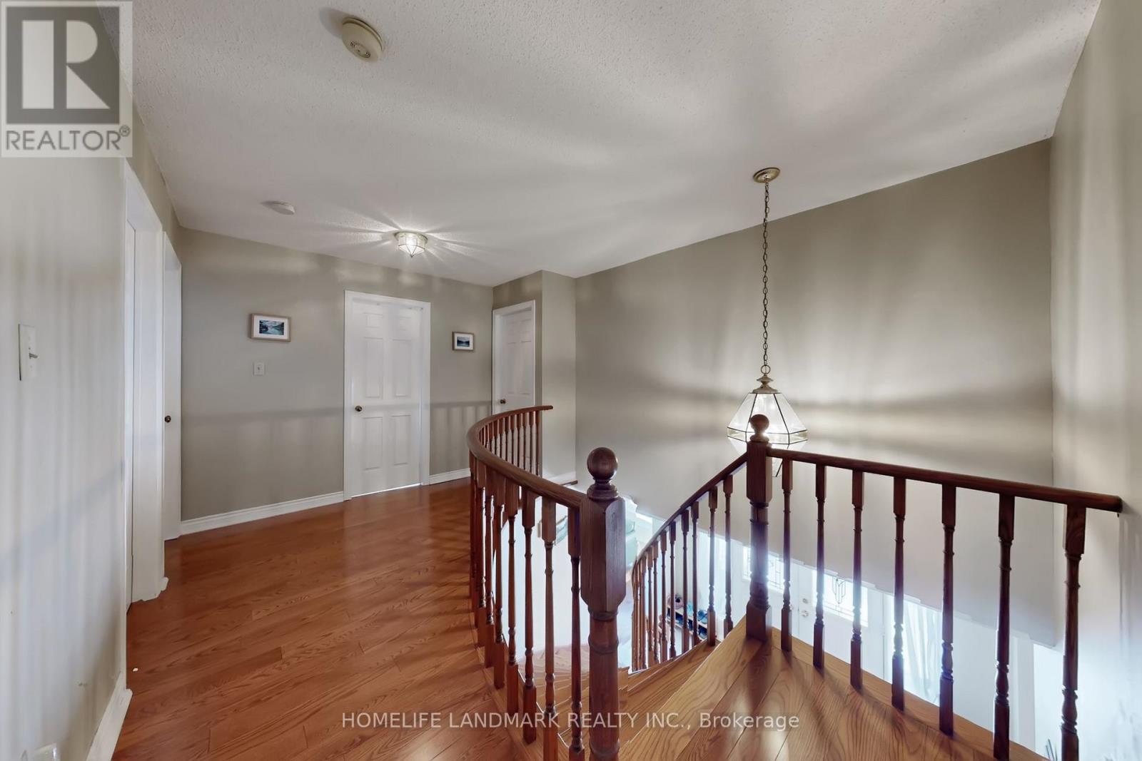16 Willis Drive, Aurora, ON - Indoor Photo Showing Other Room