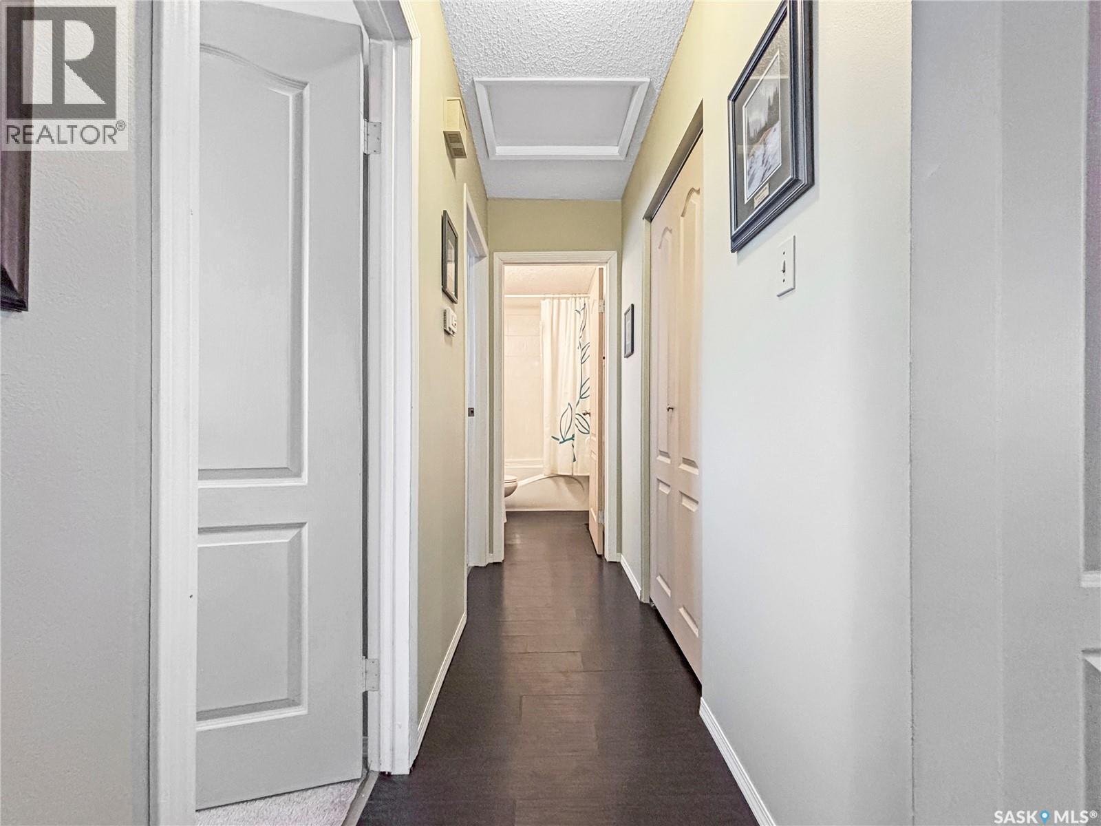 437 Douglas Crescent, Saskatoon, SK - Indoor Photo Showing Other Room