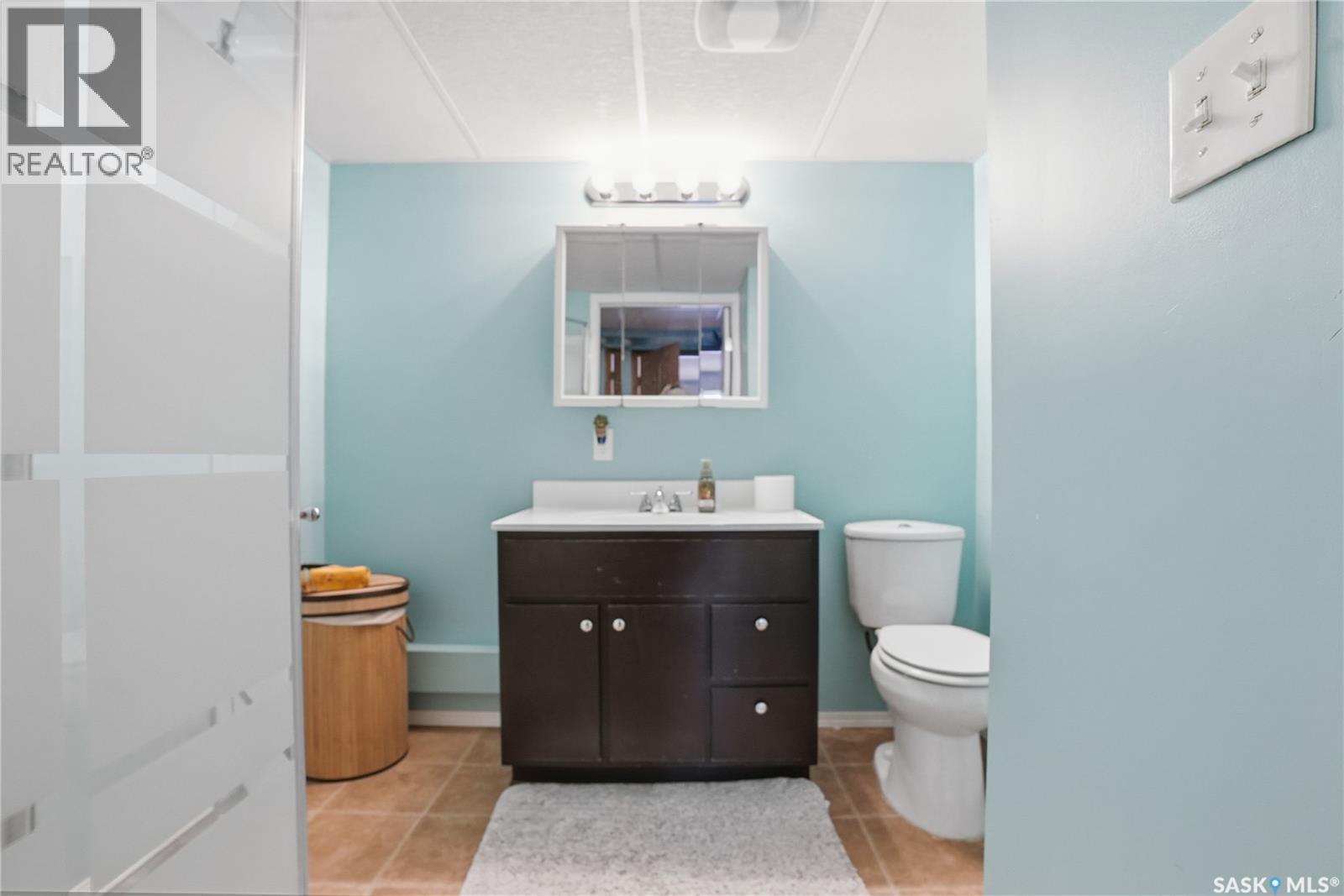 3317 Eagle Crescent, Prince Albert, SK - Indoor Photo Showing Bathroom