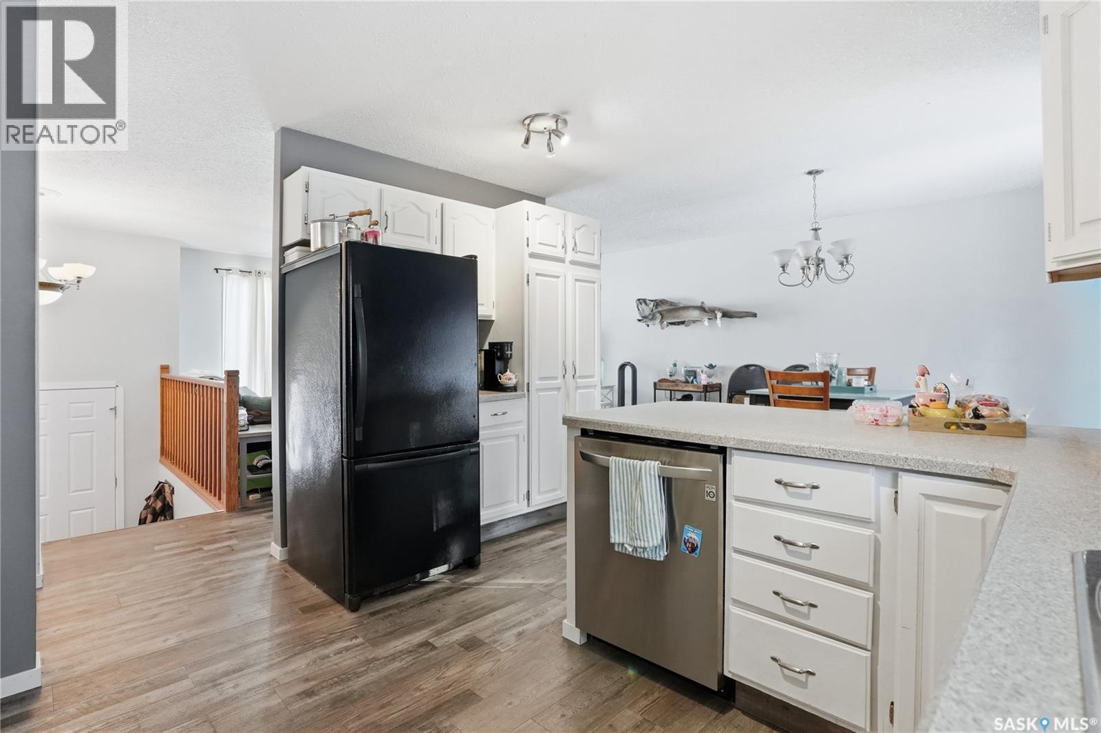 3317 Eagle Crescent, Prince Albert, SK - Indoor Photo Showing Kitchen