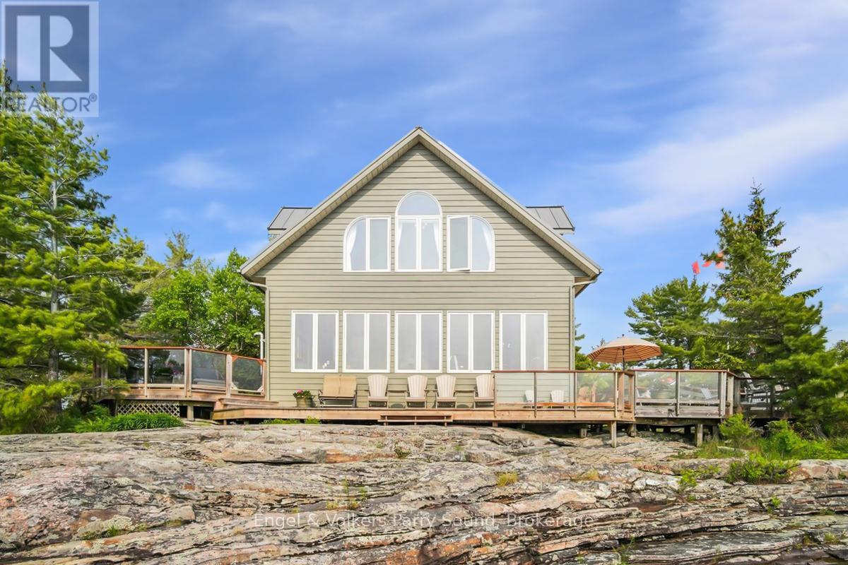 1 Three Tree Island, Mcdougall, ON - Outdoor With Deck Patio Veranda