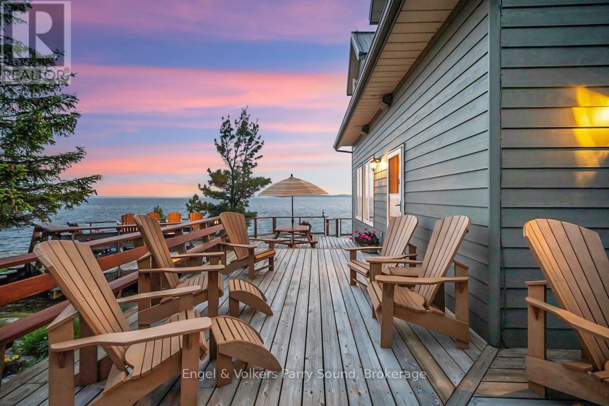 1 Three Tree Island, Mcdougall, ON - Outdoor With Deck Patio Veranda With Exterior