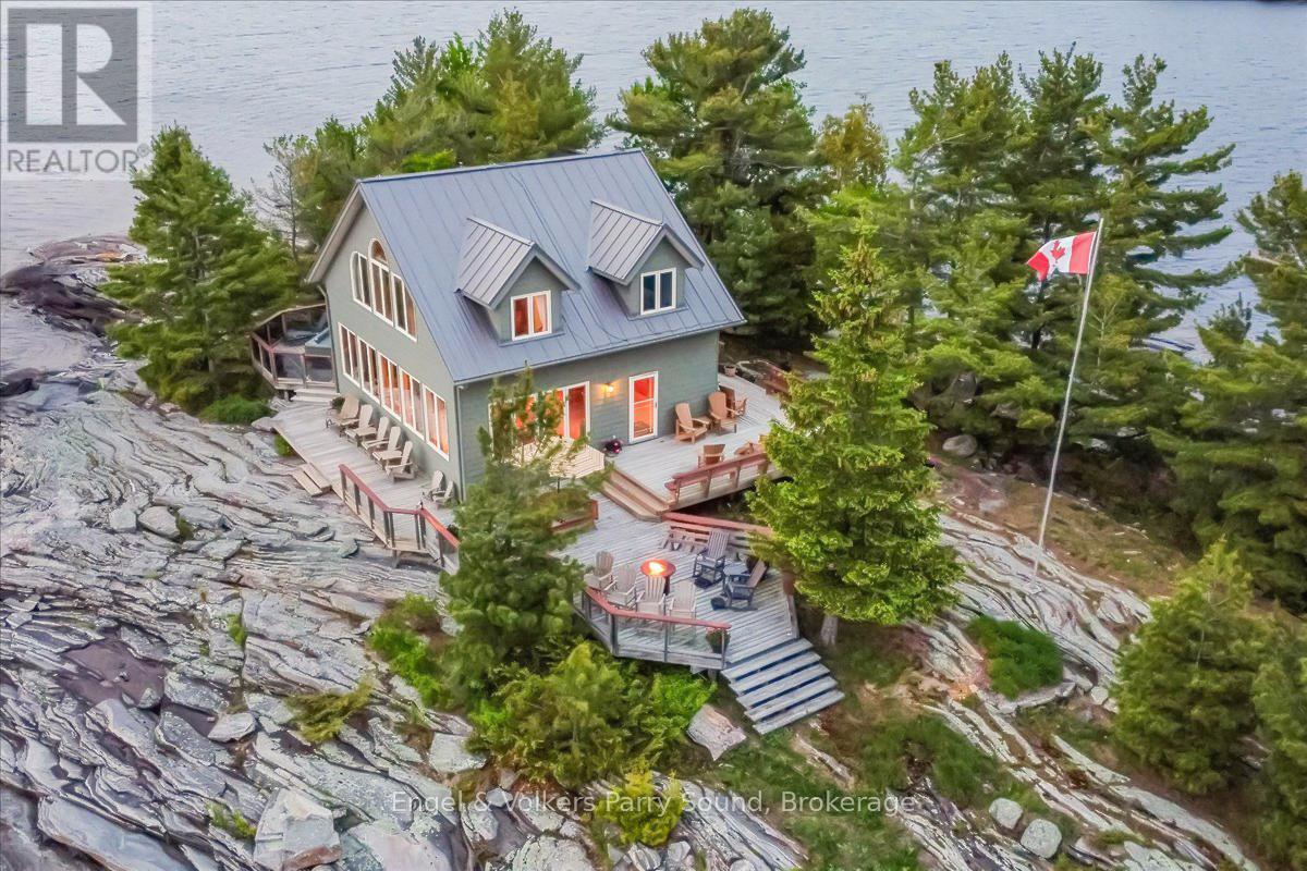 1 Three Tree Island, Mcdougall, ON - Outdoor With Body Of Water With Deck Patio Veranda