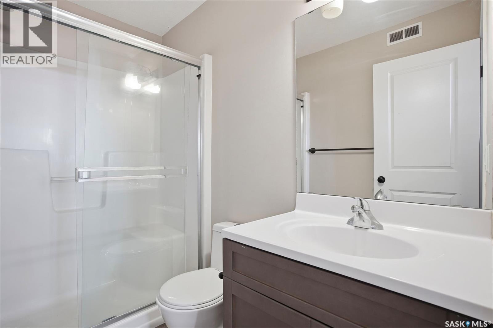 135 Brainerd Crescent, Saskatoon, SK - Indoor Photo Showing Bathroom