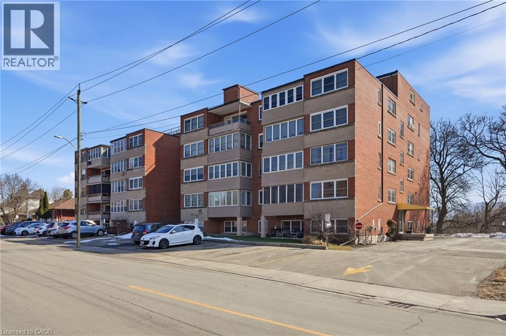 9 Grant Boulevard Unit# 106, Dundas, ON - Outdoor