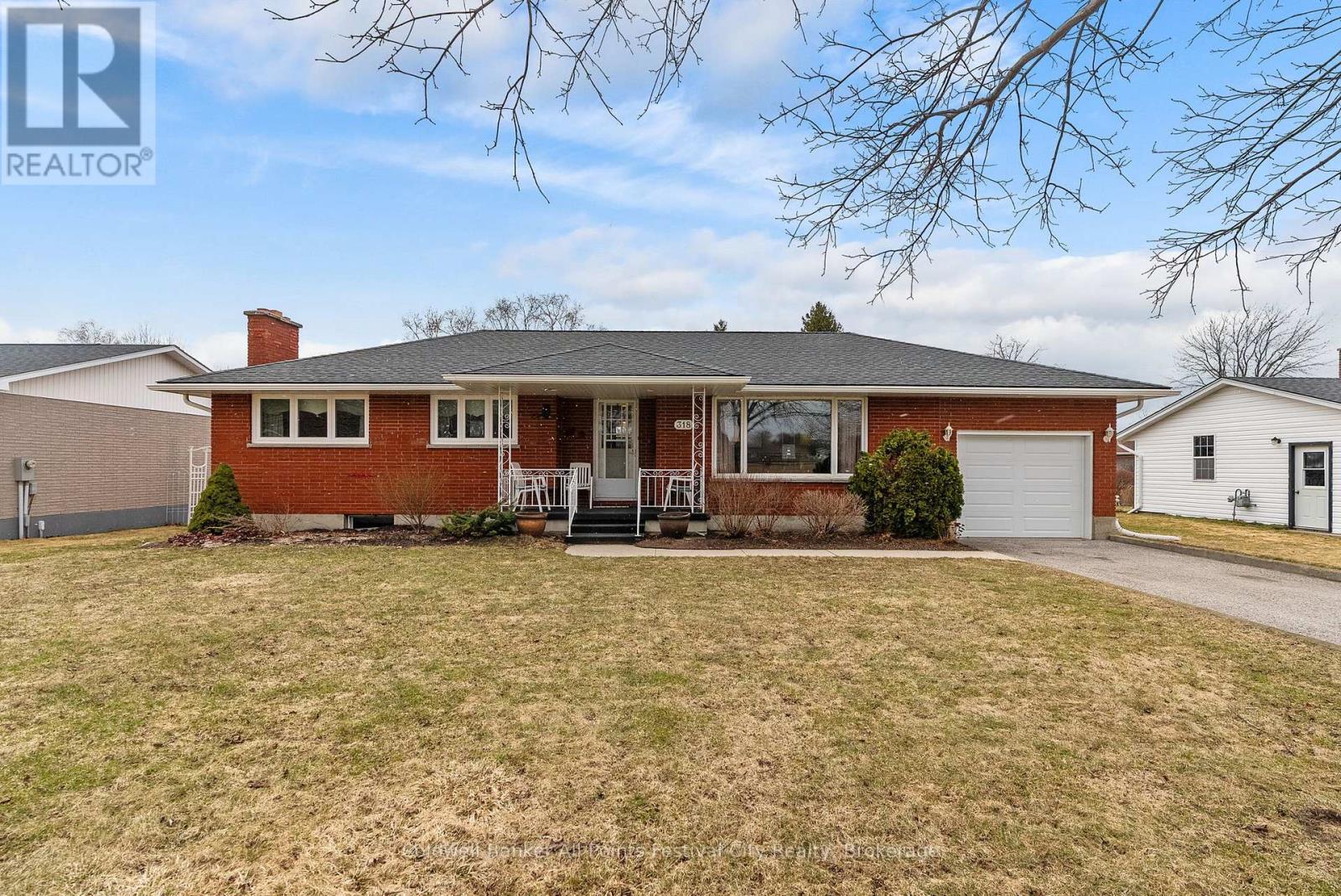 318 Eldon Street, Goderich (Goderich (Town)), ON - Outdoor With Deck Patio Veranda