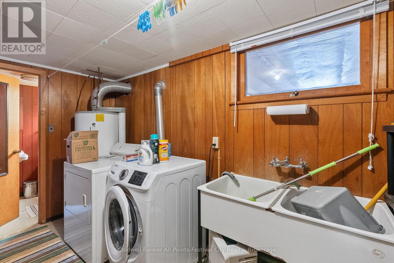 318 Eldon Street, Goderich (Goderich (Town)), ON - Indoor Photo Showing Laundry Room
