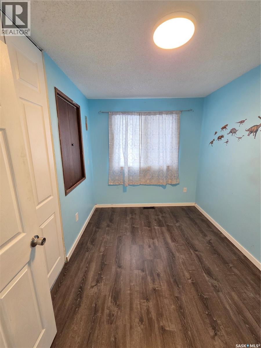 621 Mccall Street, Oxbow, SK - Indoor Photo Showing Other Room