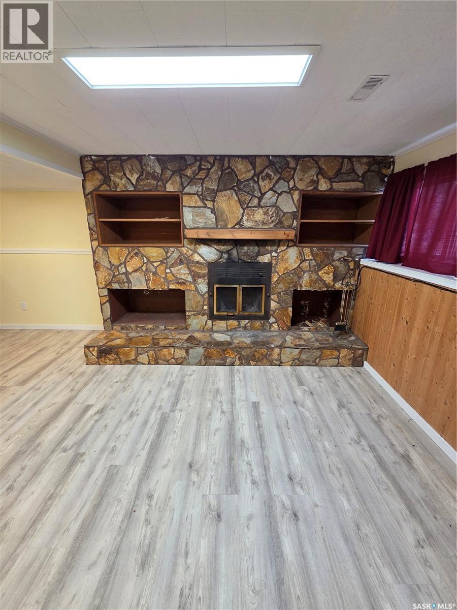 621 Mccall Street, Oxbow, SK - Indoor With Fireplace