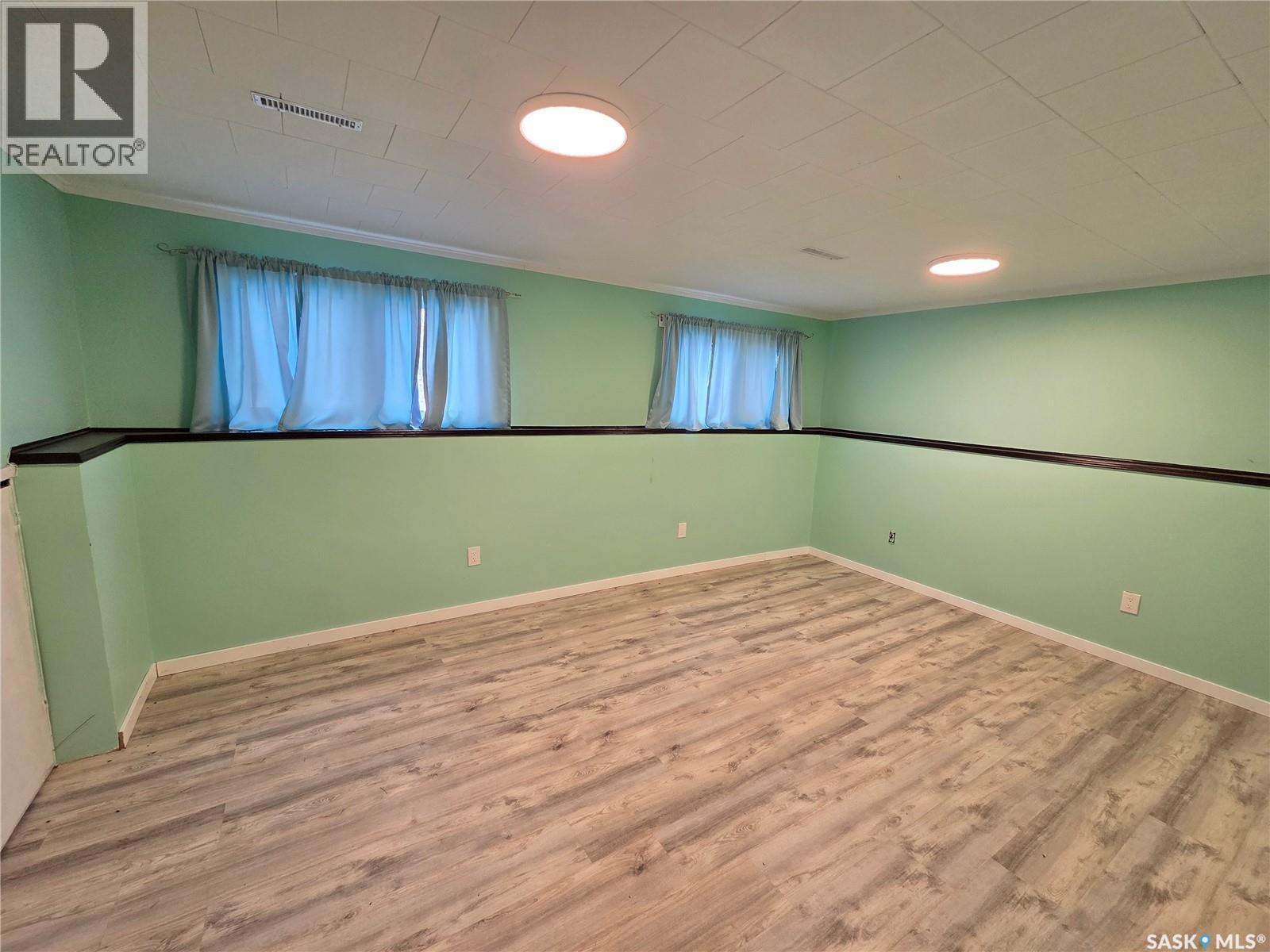 621 Mccall Street, Oxbow, SK - Indoor Photo Showing Other Room