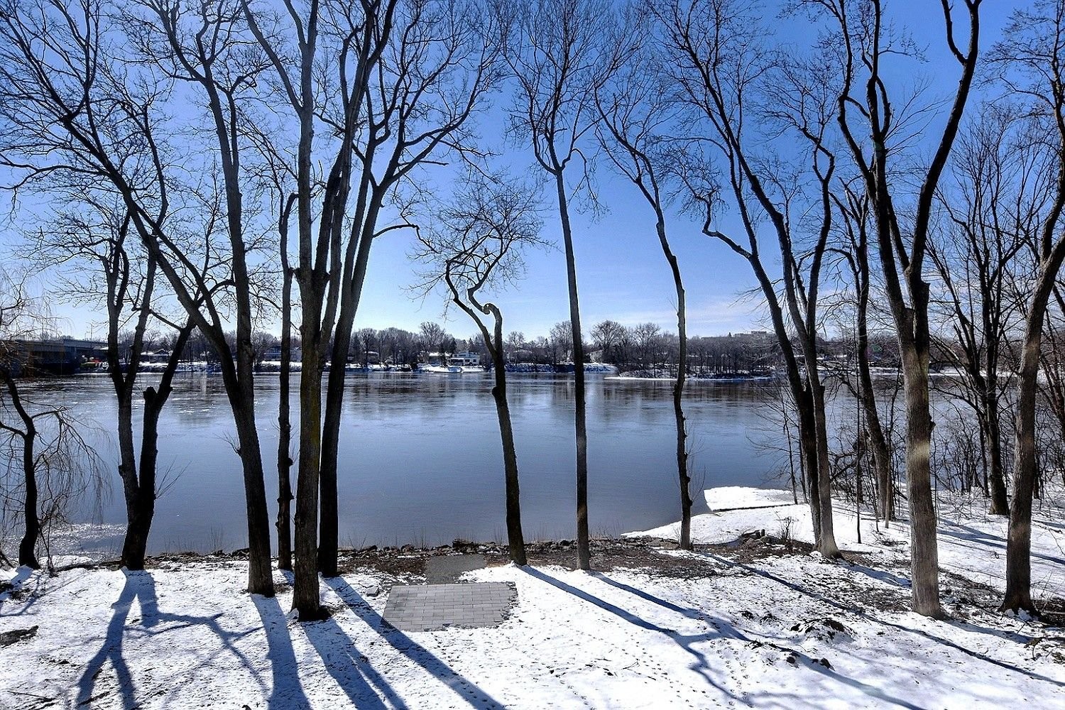 Vue sur l'eau - 302-510 Boul. Des Prairies, Laval (Laval-Des-Rapides), QC - Outdoor With Body Of Water With View
