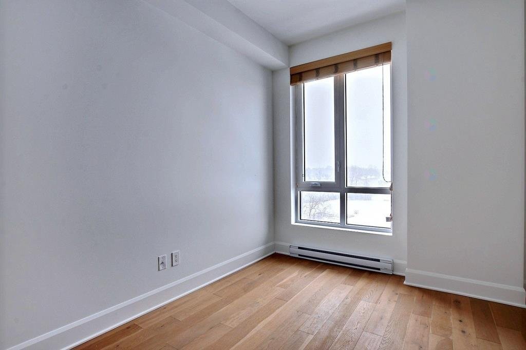 Chambre à coucher - 302-510 Boul. Des Prairies, Laval (Laval-Des-Rapides), QC - Indoor Photo Showing Other Room