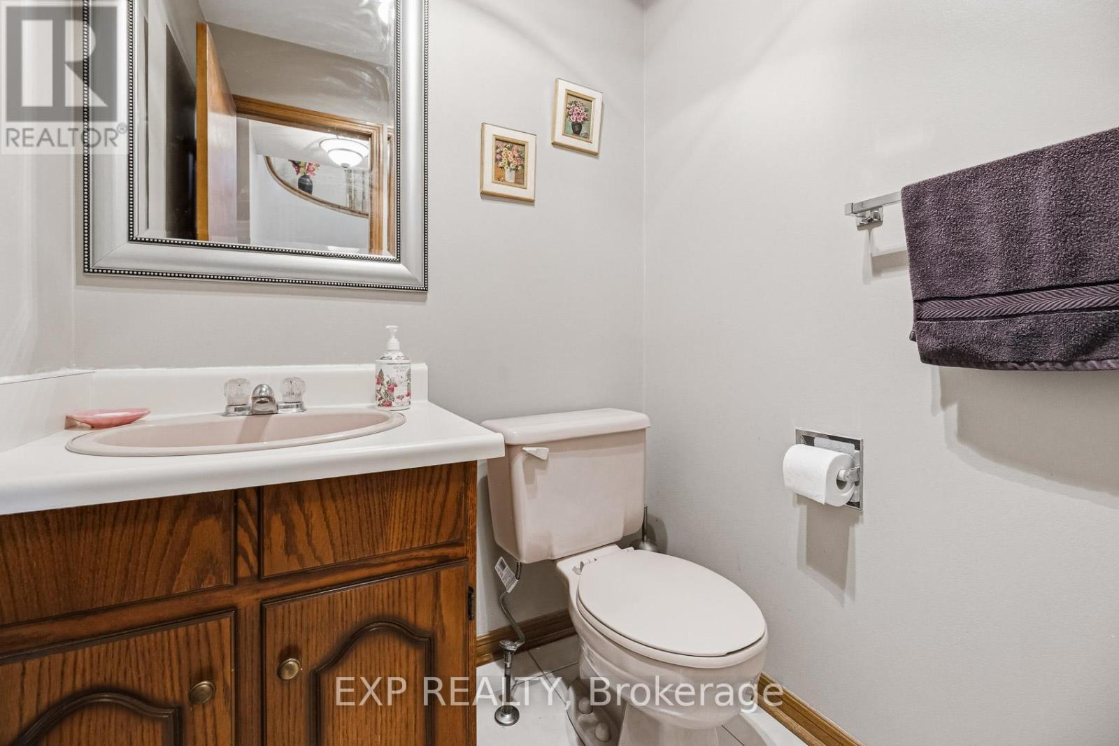 81 Southgate Crescent, Richmond Hill, ON - Indoor Photo Showing Bathroom