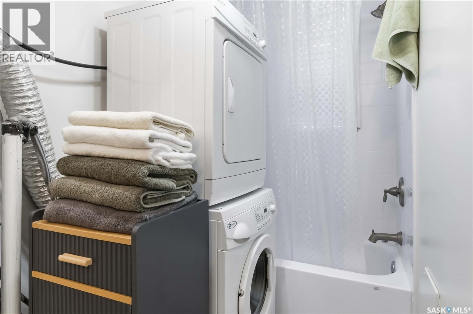 103 609 King Street, Saskatoon, SK - Indoor Photo Showing Laundry Room