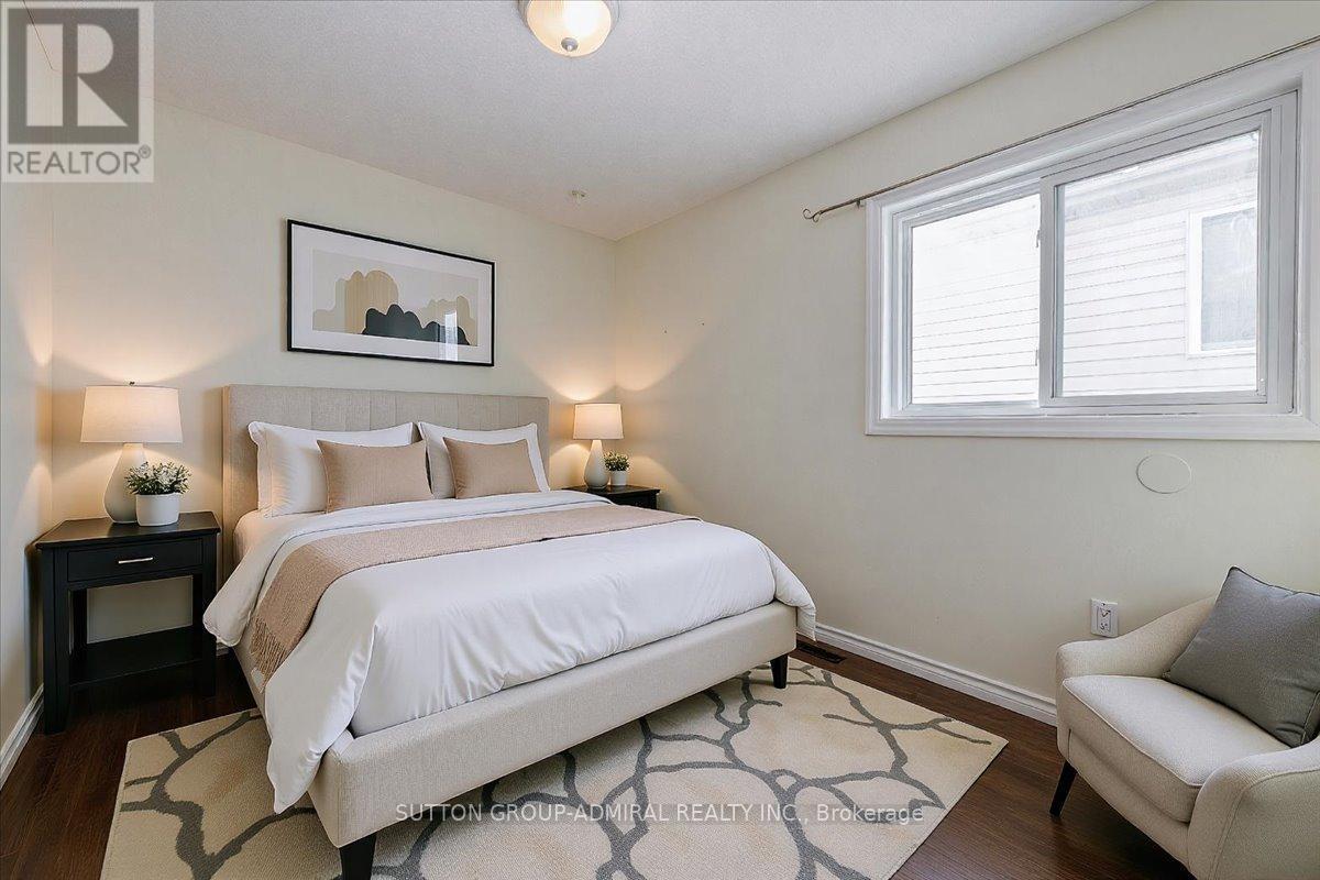 64 Copeman Crescent, Barrie, ON - Indoor Photo Showing Bedroom