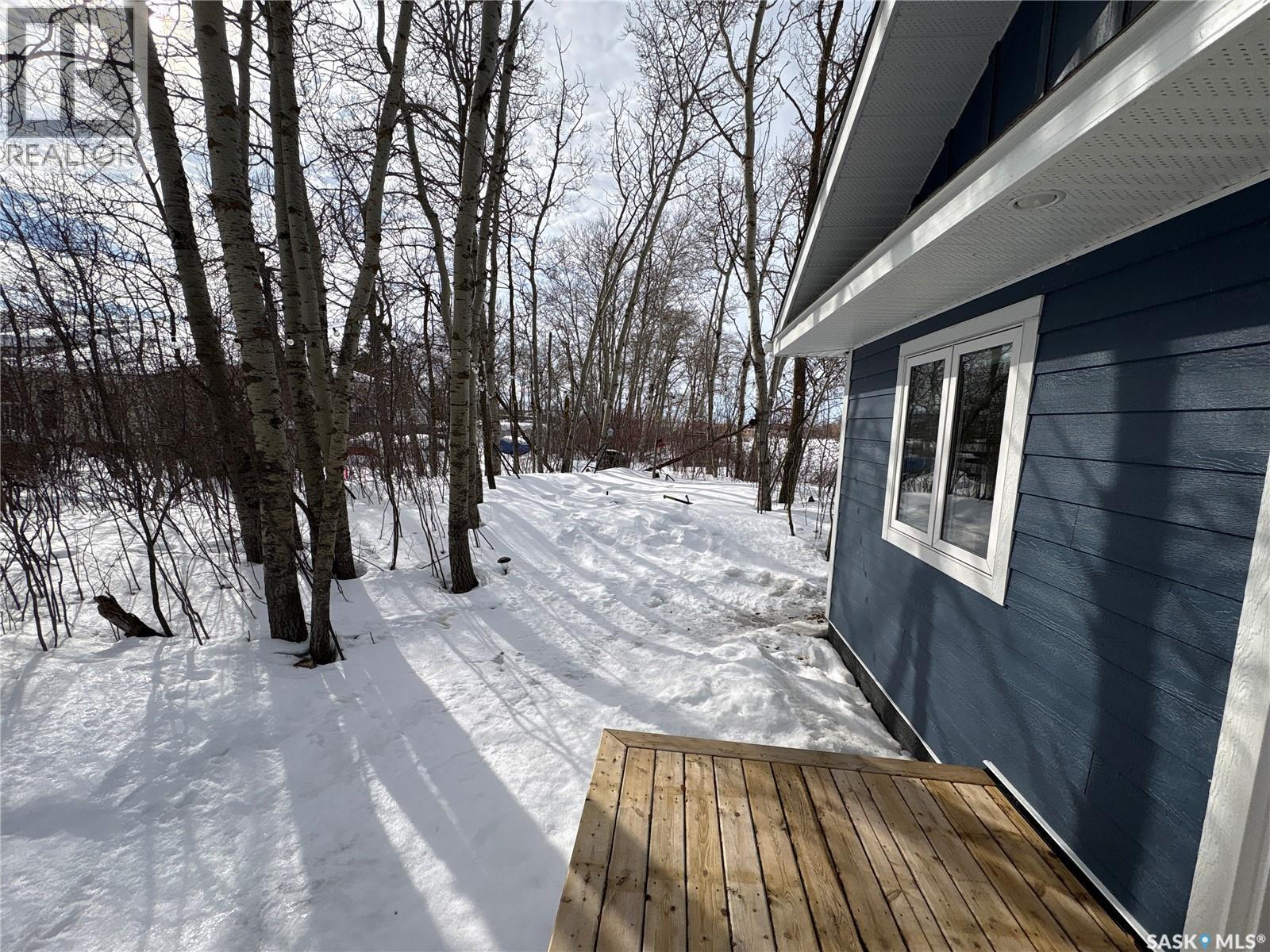 105 Prince Crescent, Fishing Lake, SK - Outdoor