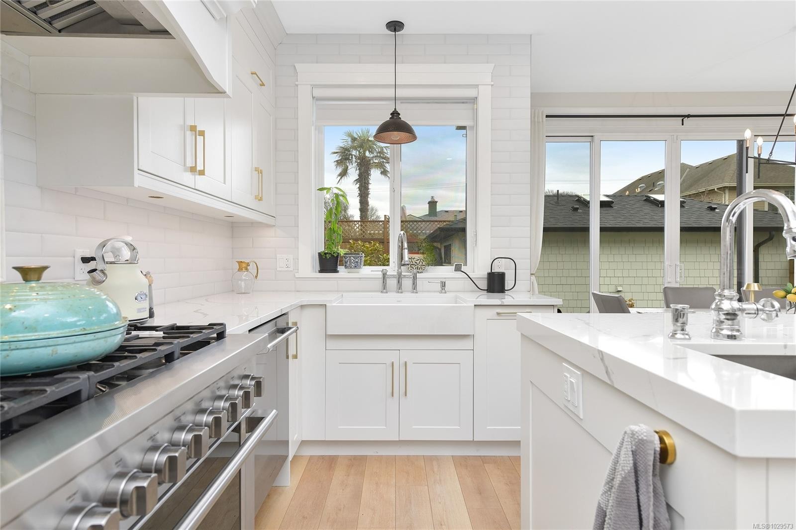 25 Howe St, Victoria, BC