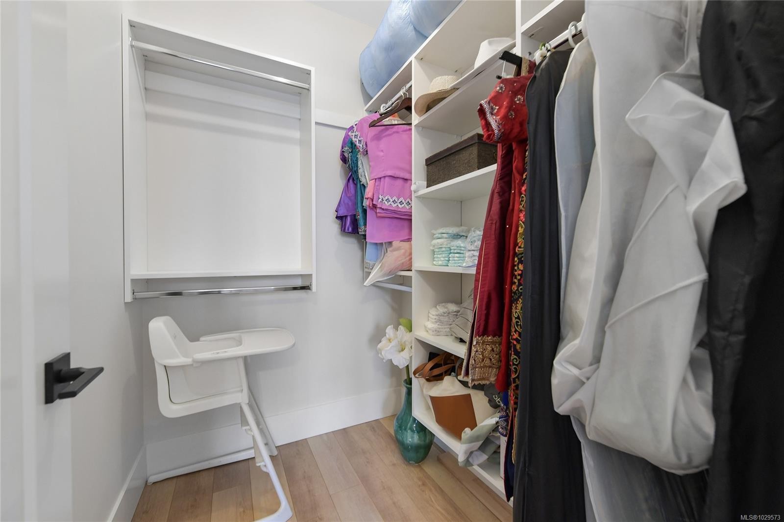 25 Howe St, Victoria, BC