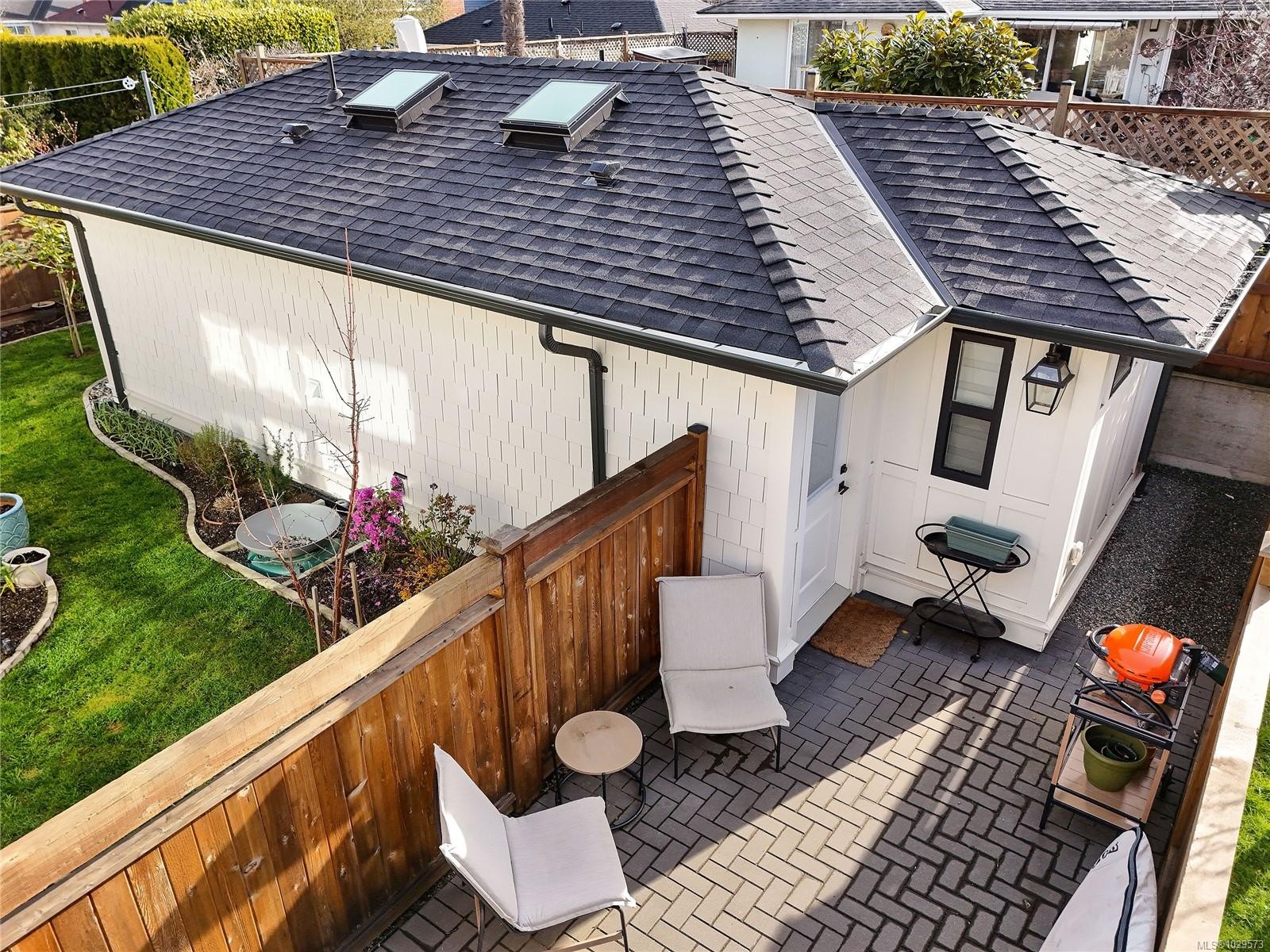 25 Howe St, Victoria, BC