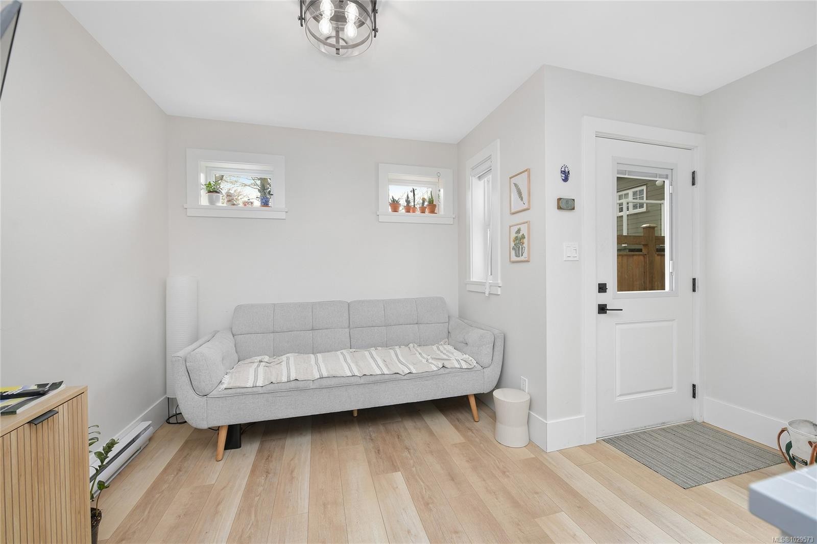 25 Howe St, Victoria, BC