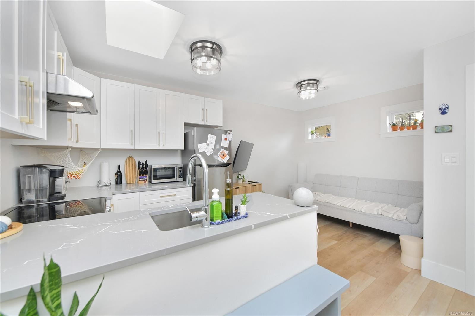 25 Howe St, Victoria, BC