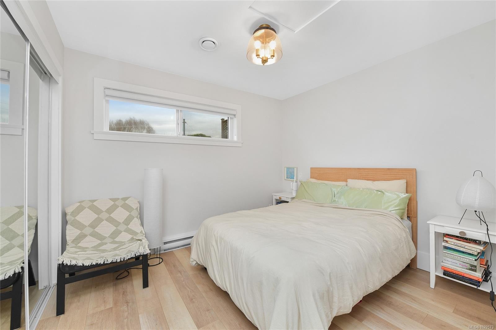 25 Howe St, Victoria, BC