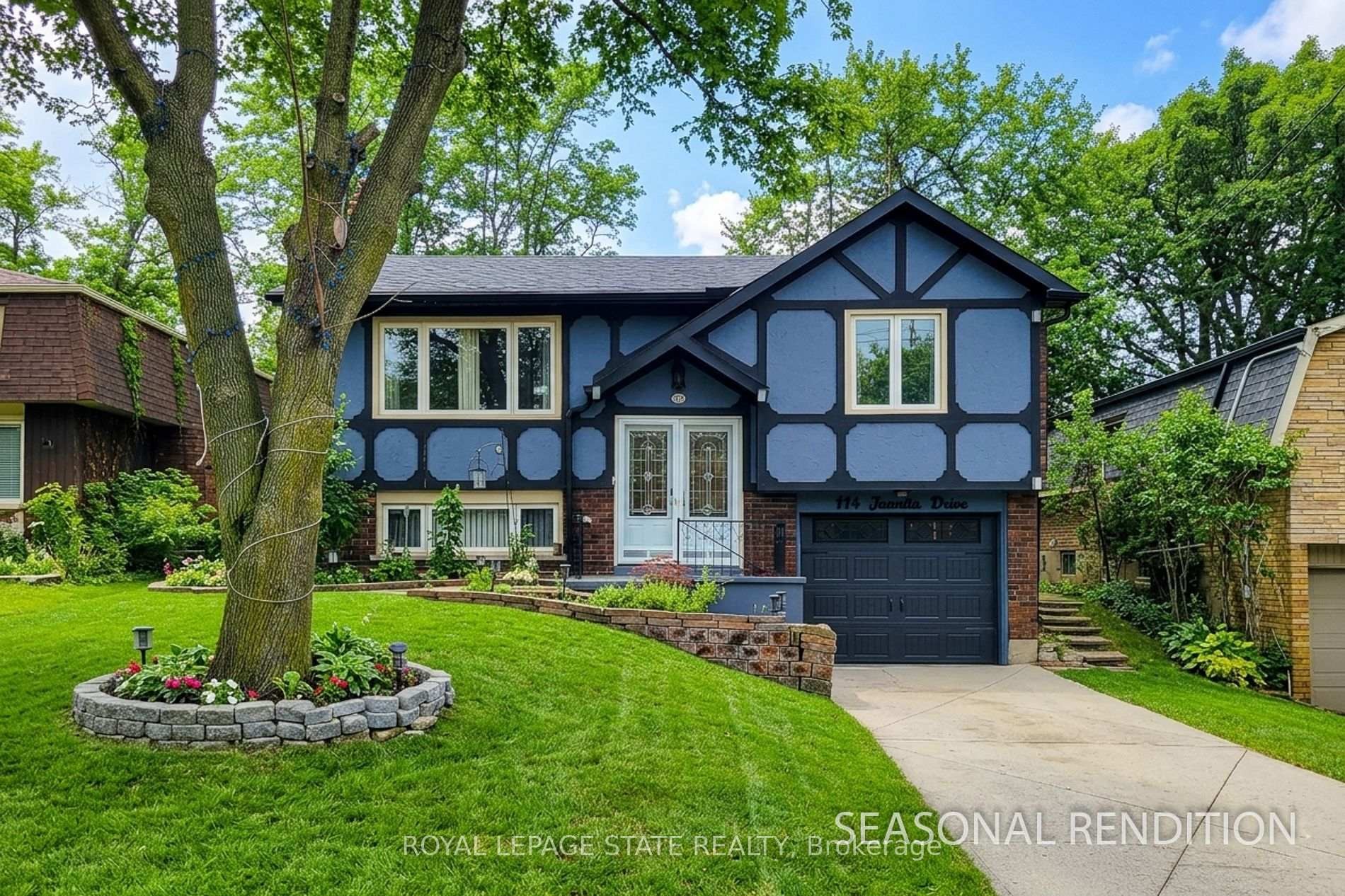 114 Juanita Drive, Hamilton, ON - Outdoor With Facade